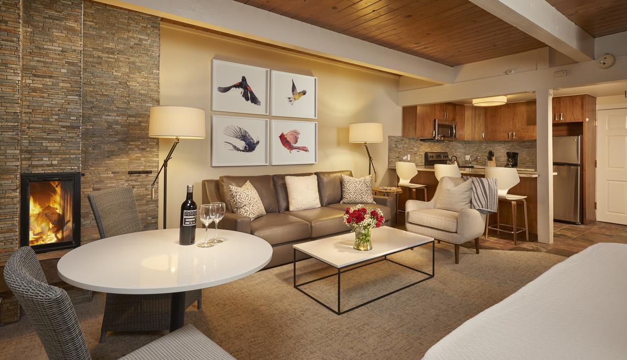 Aspen Square Condominium Hotel Esterno foto