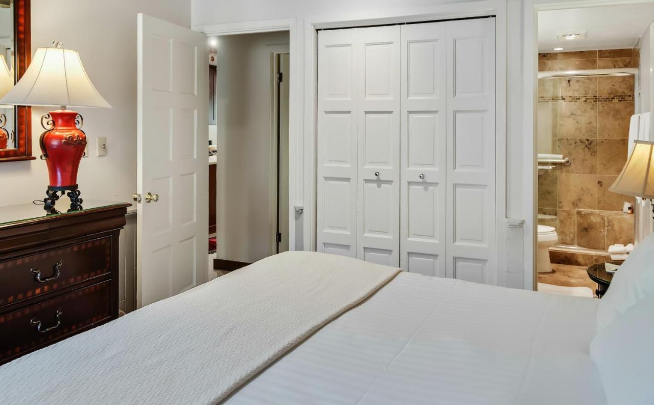 Aspen Square Condominium Hotel Esterno foto